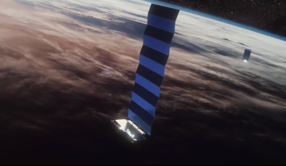 SpaceX выводит на орбиту 54 звезды |  Расширенный ТВ